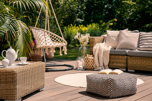 How to Decorate Your Porch for Spring