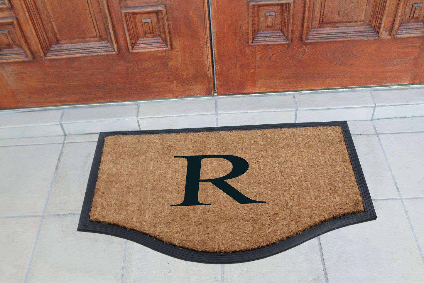 R