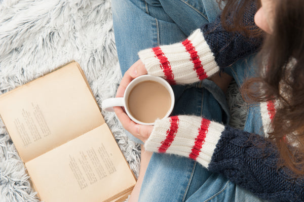 How to Create a Cozy Reading Nook