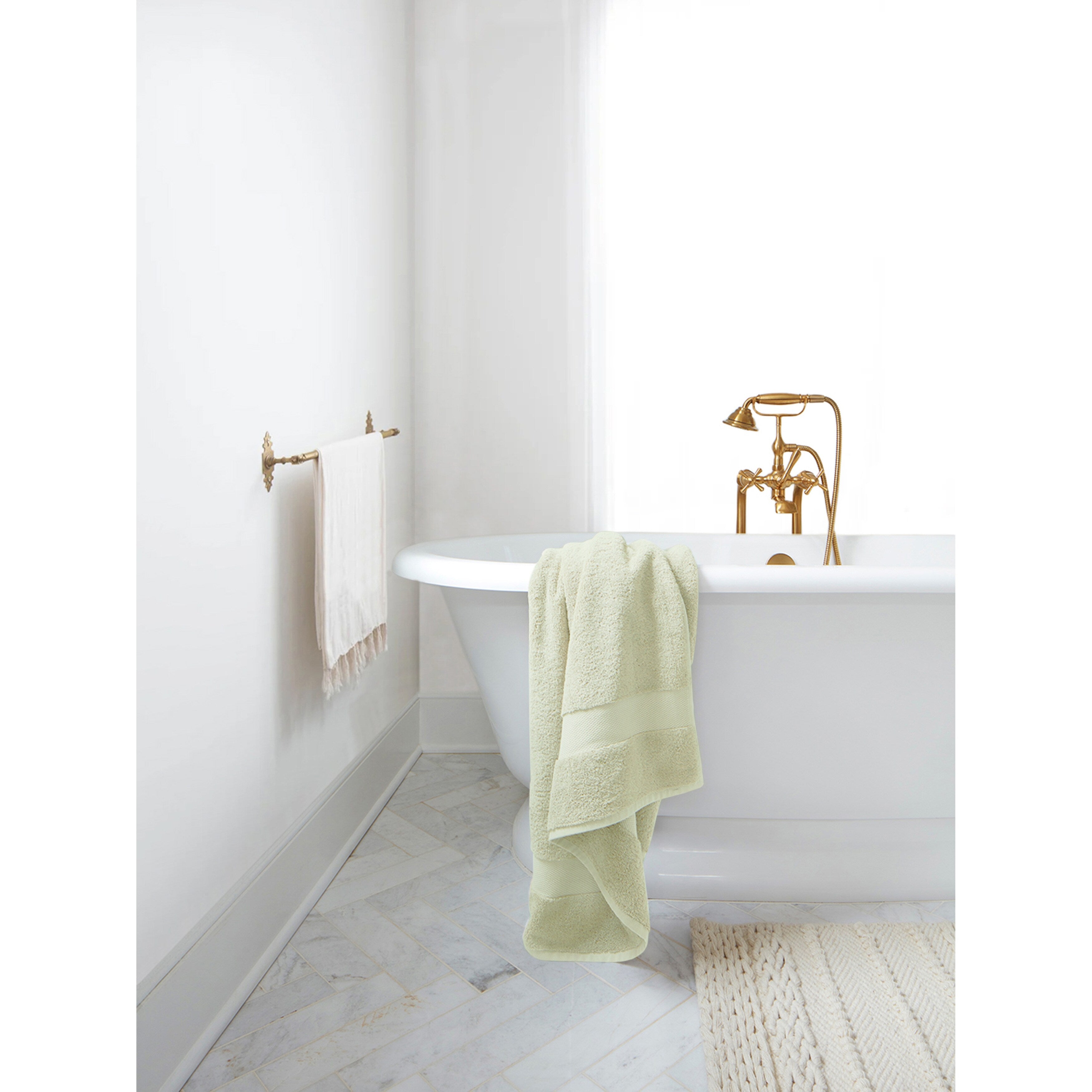 Delara Organic Cotton Luxuriously Plush Bath Sheet, GOTS & Oeko-TEX Certified, Soft, Quick Dry & Ultra-Absorbent 36"x70"