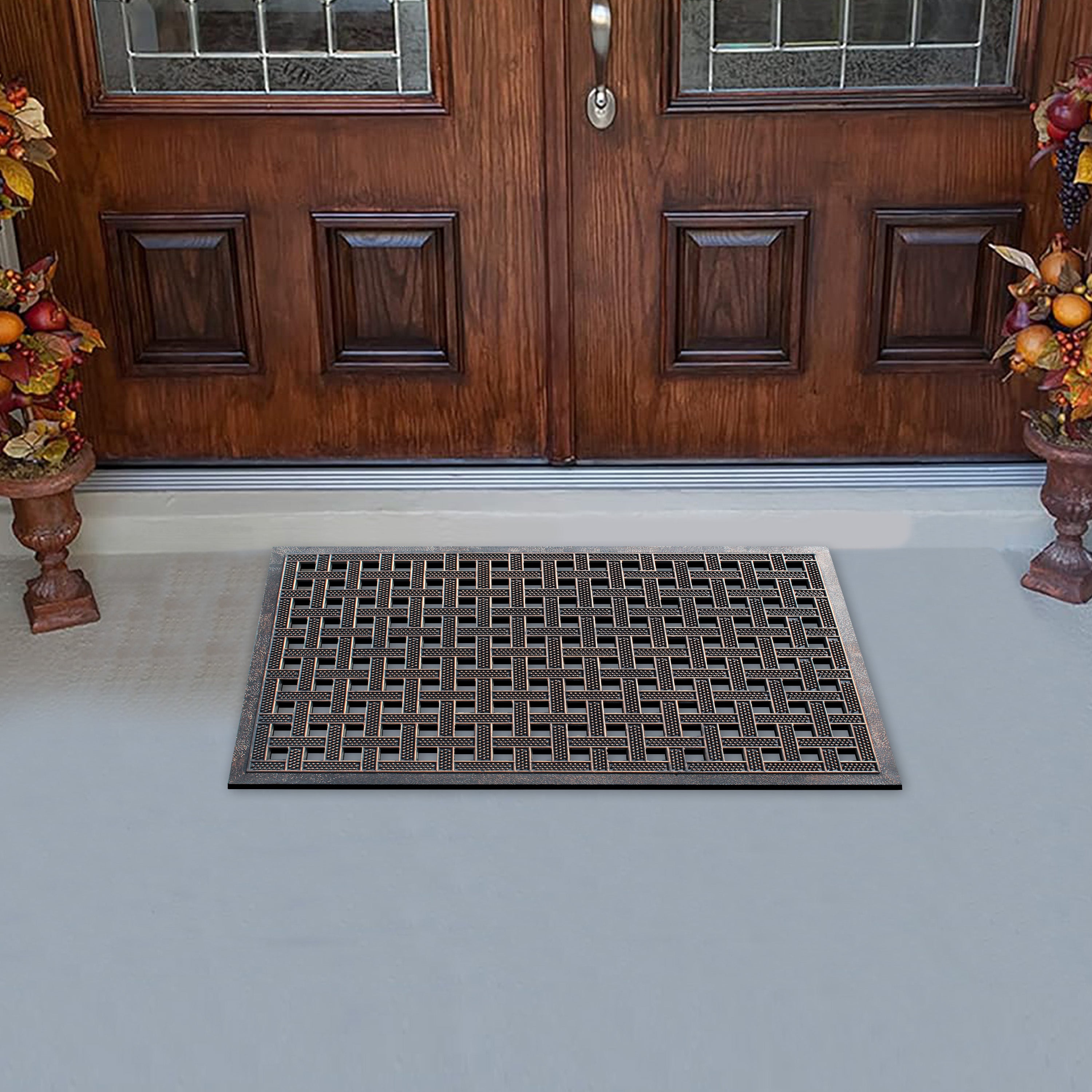 non slip rubber entryway mat with lattice design