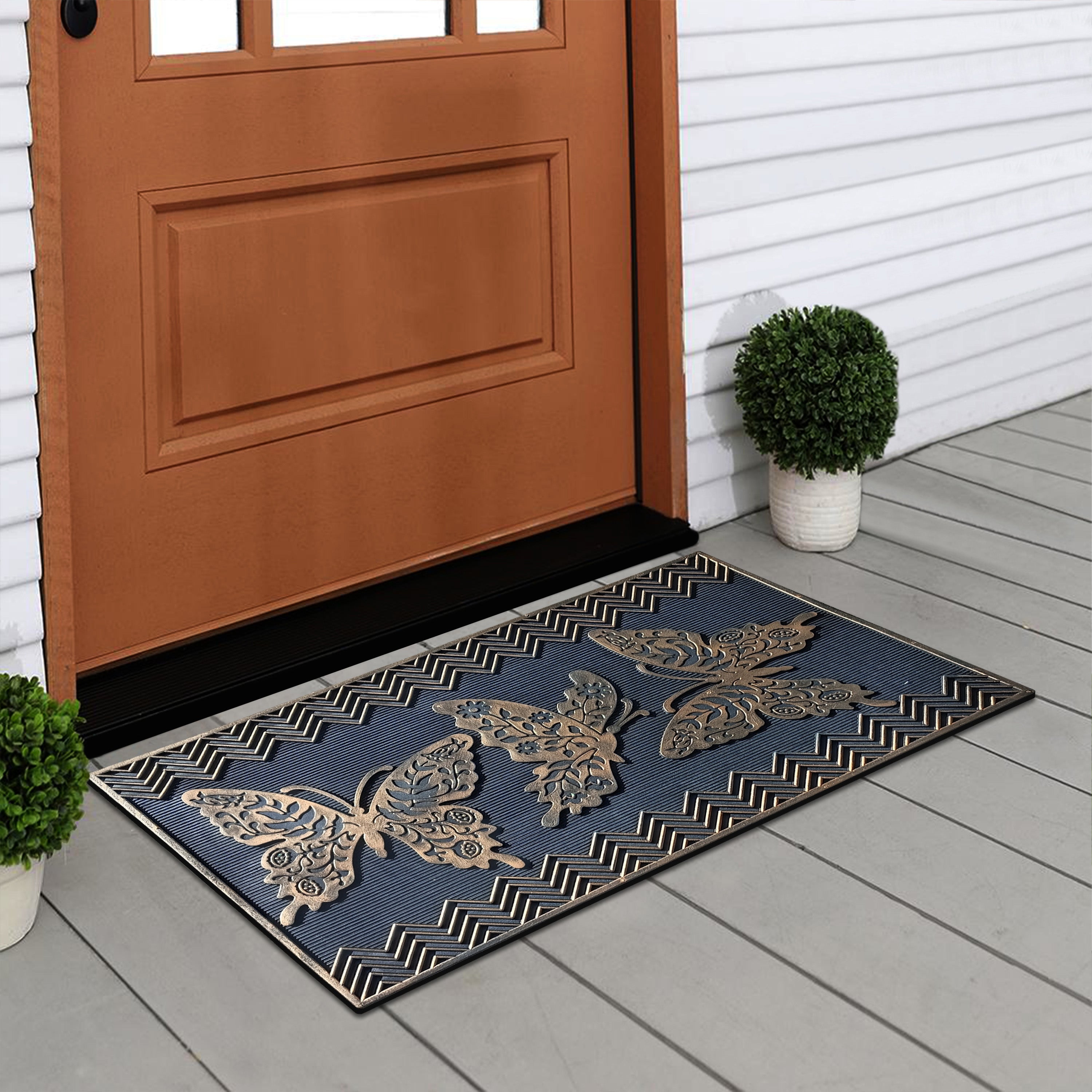 Weather-resistant butterfly rubber entryway mat
