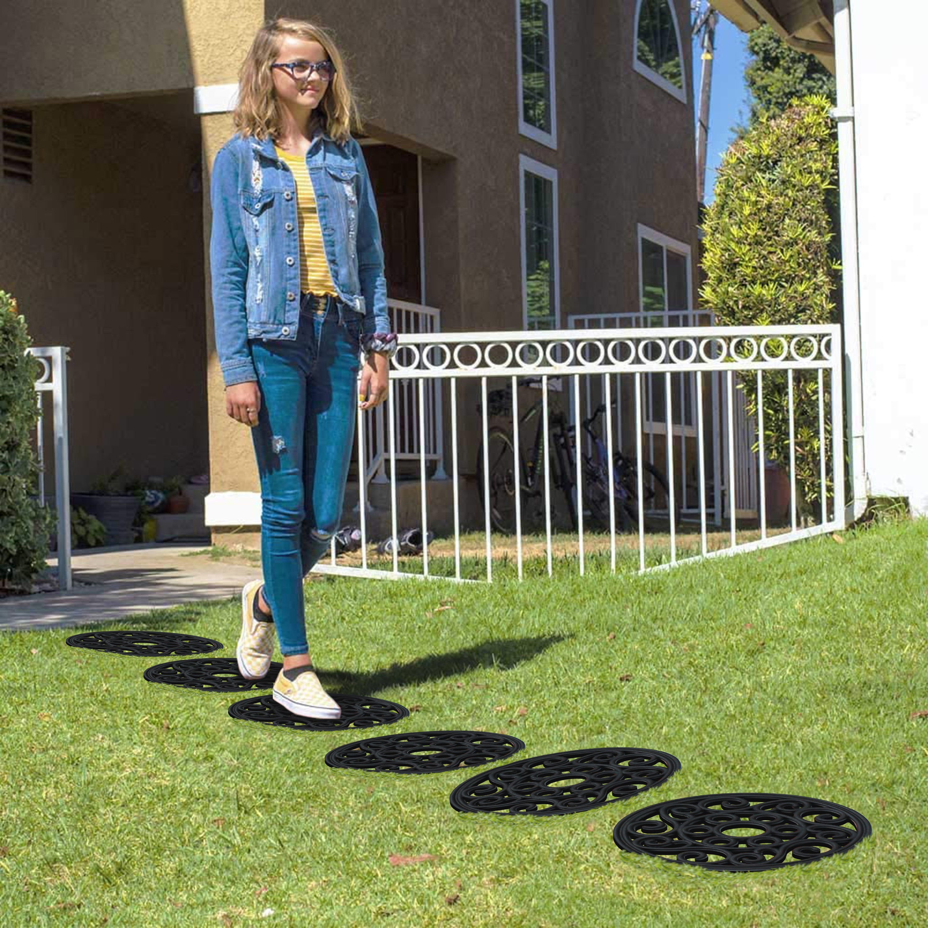 A1HC Round Decorative Rubber Stepping Stones Set of 4 Outdoor Garden Pathway Stones 12" x 12"