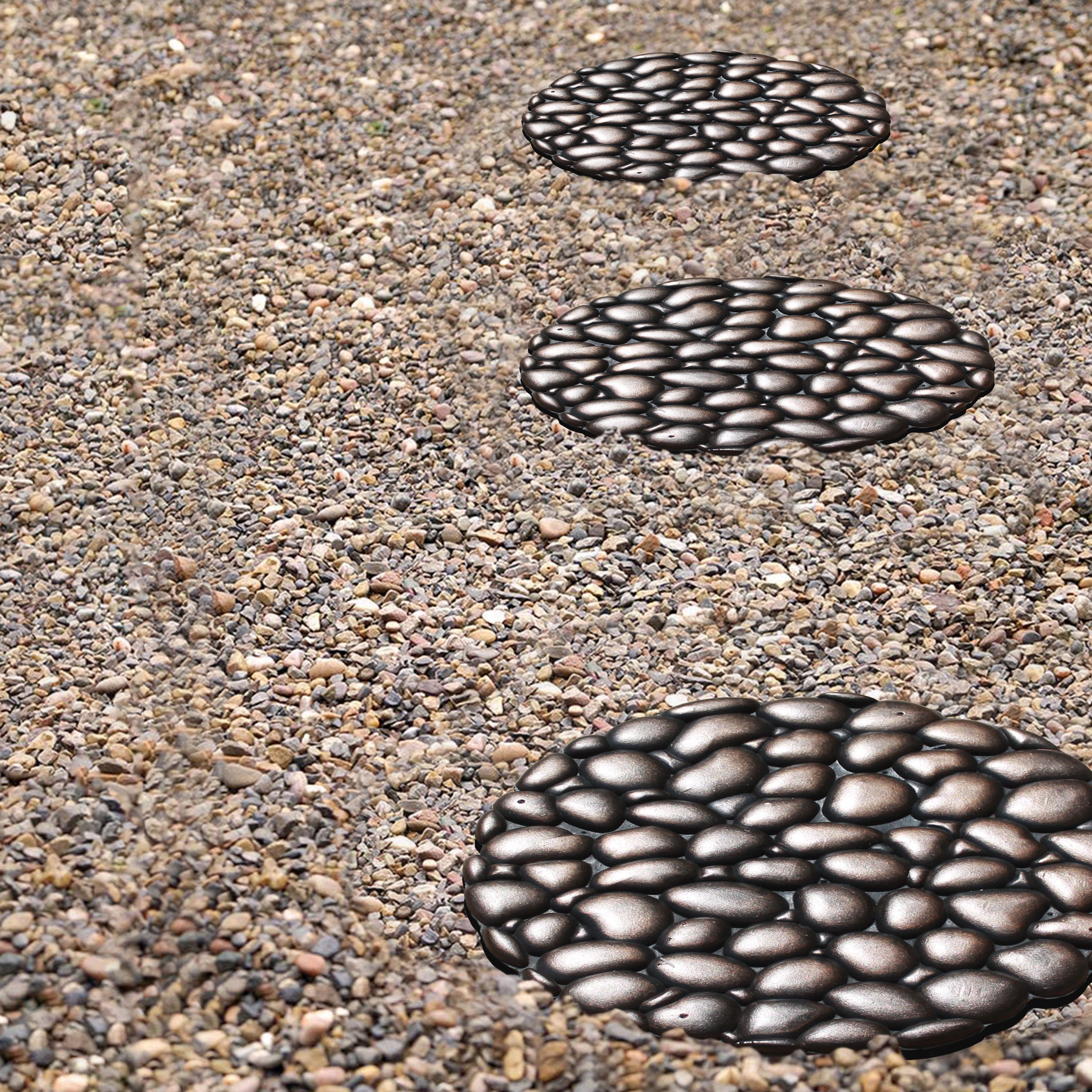 Round rubber stepping stones for yard landscaping