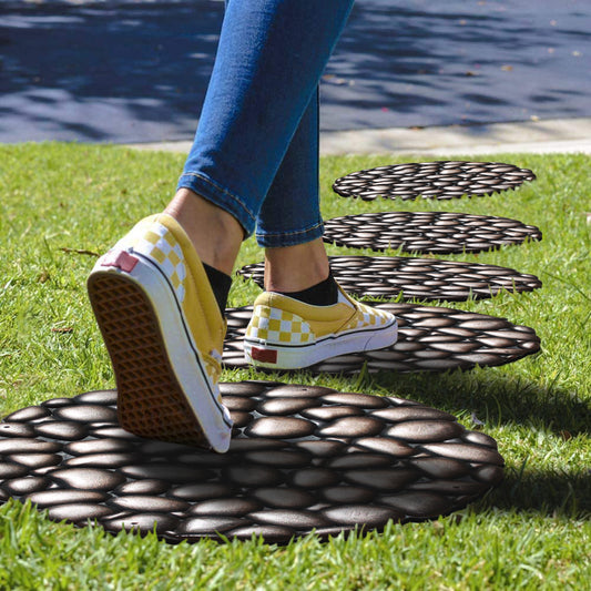 Weather-resistant rubber stepping stones for outdoor use