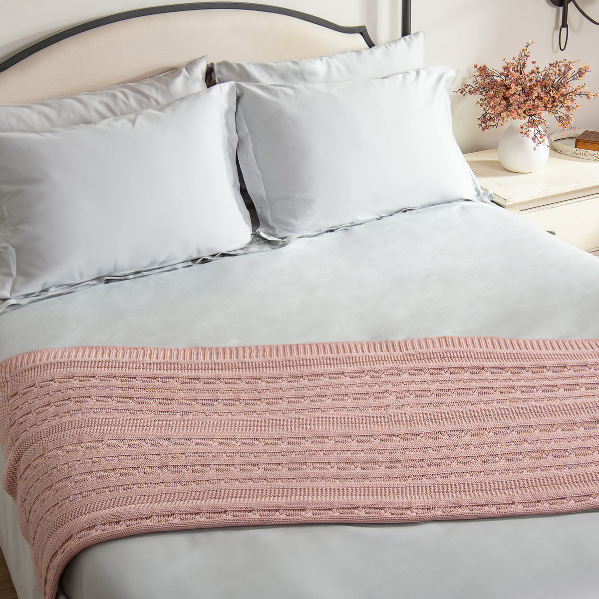 Delara Organic Cotton Throw Blanket 50x70 inches, GOTS Certified Cable Knitted Throws Blanket for Sofa Couch Bed