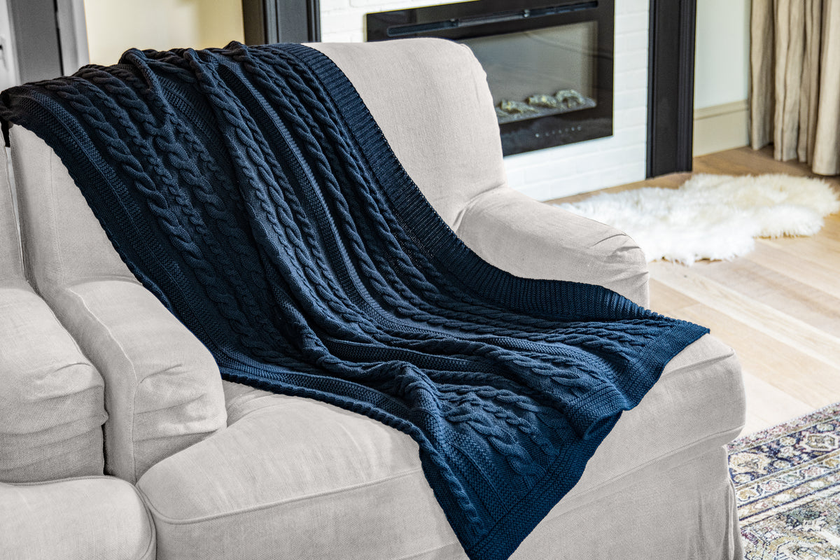 Delara Organic Cotton Throw Blanket 50x70 inches, GOTS Certified Cable Knitted Throws Blanket for Sofa Couch Bed