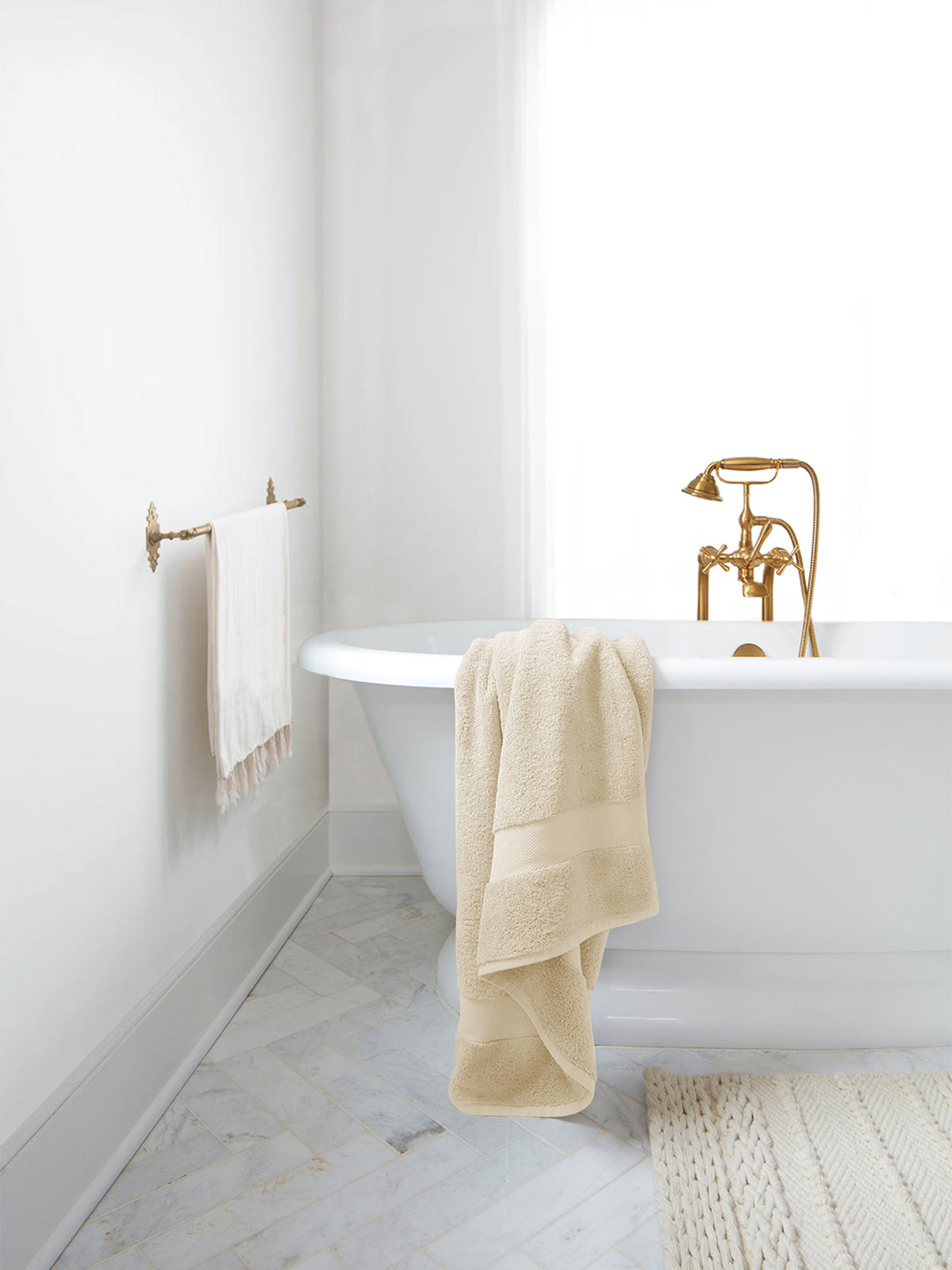 Delara 100% Organic Cotton Soft, Quick Dry & Ultra-Absorbent 30"x58", Bath Towels(Pack of 4)