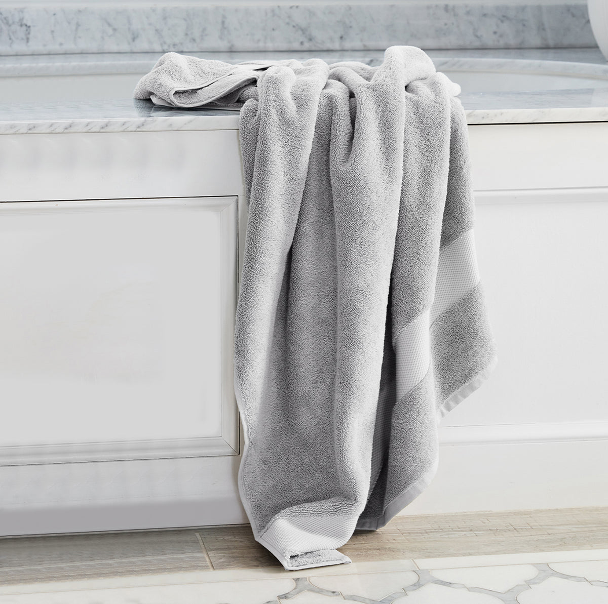 Delara Organic Cotton Luxuriously Plush Bath Sheet, GOTS & Oeko-TEX Certified, Soft, Quick Dry & Ultra-Absorbent 36"x70"