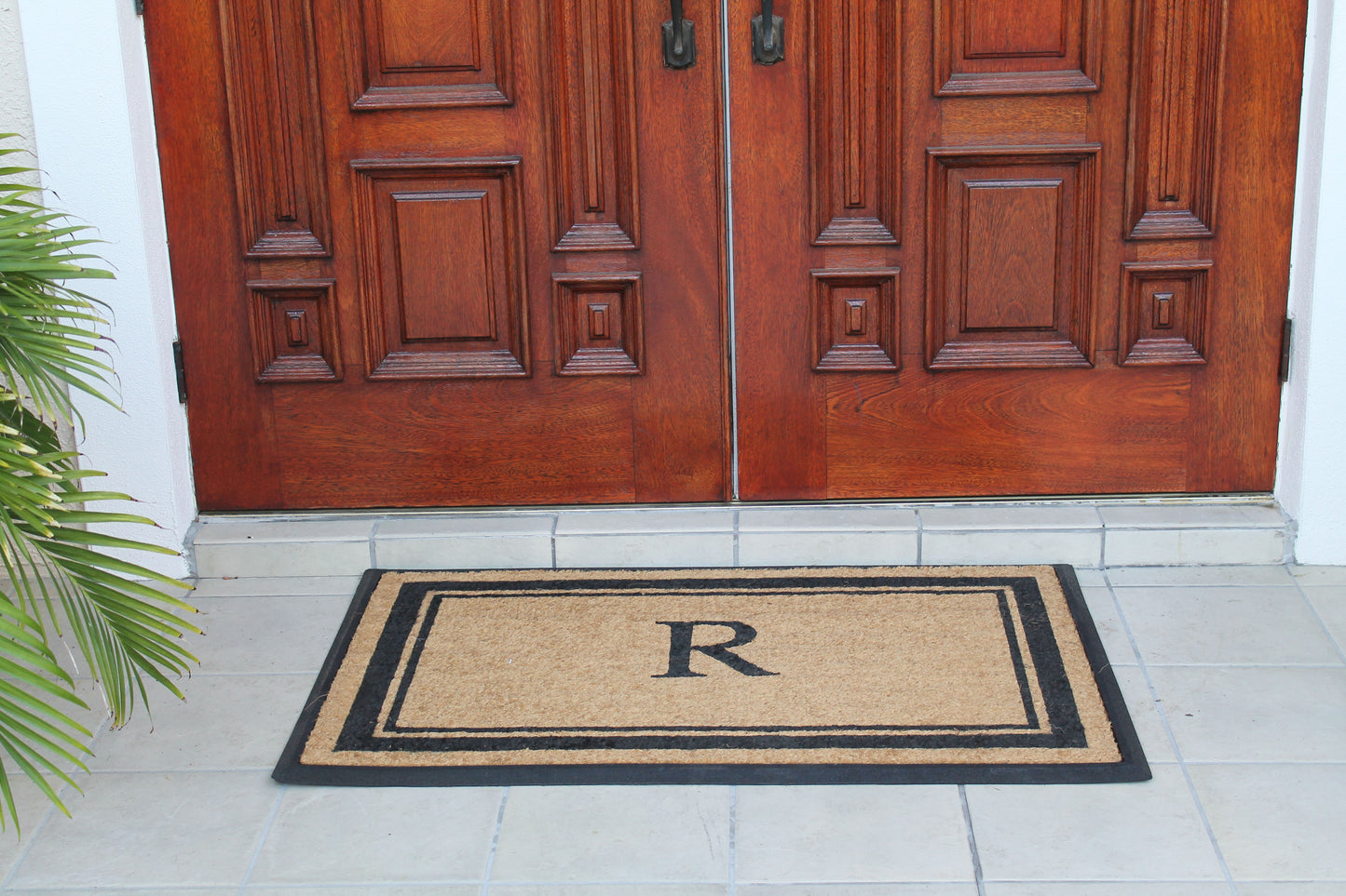 R